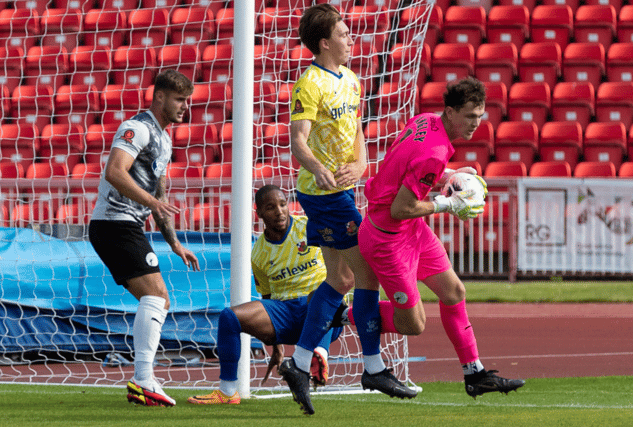 Gateshead’s on-loan Newcastle United goalkeeper Dan Langley in action for the National League club (image by Charles Waugh)
