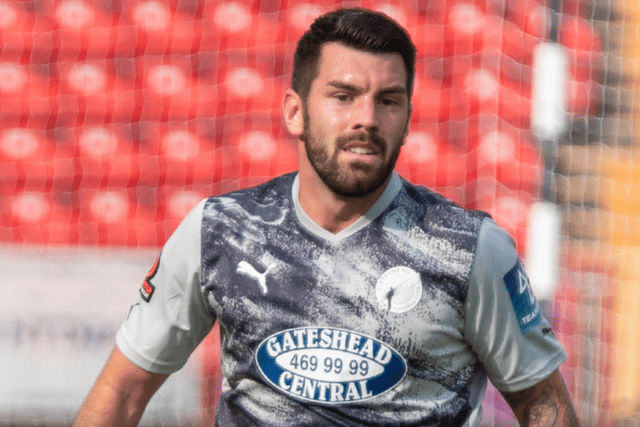 Gateshead defender Robbie Tinkler (photo Charles Waugh)