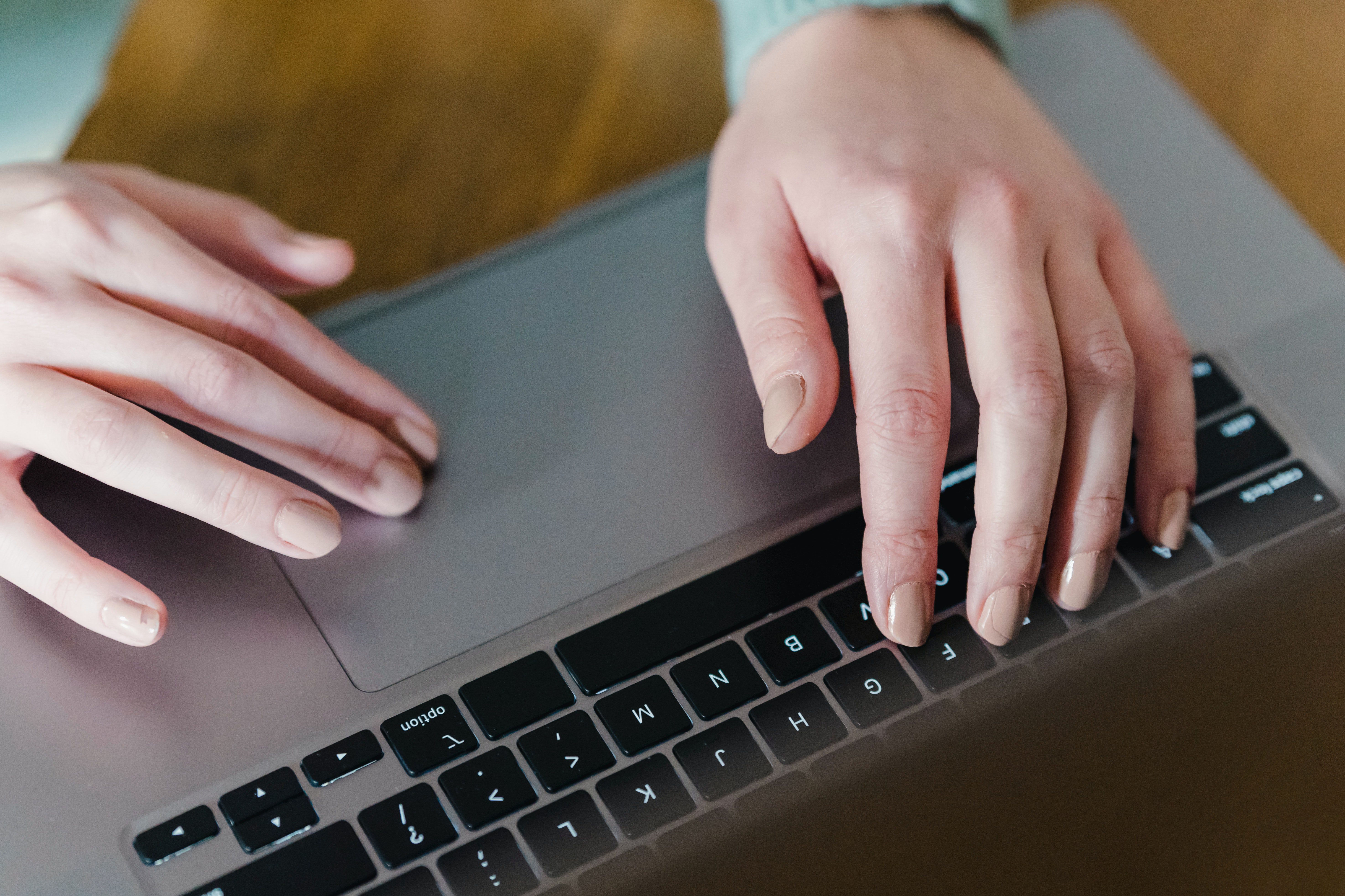 These are the top 20 countries where UK office workers would want to ...