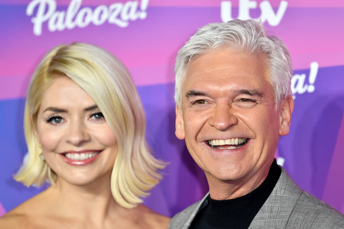 Holly Willoughby prepares statement about Phillip Schofield