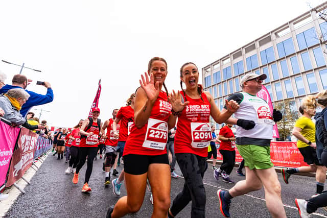 A sea of Red Sky Foundation runners hit the road