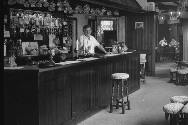 A look inside the Albion in Ryhope 36 years ago.