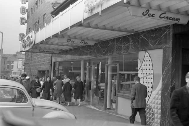 Bis Bar as it looked in 1965.