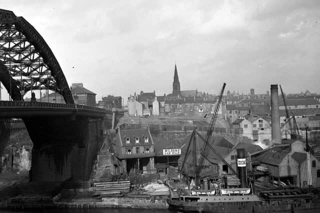 Industrial Sunderland in 1952 with the little house on stilts nestling by the Wear.