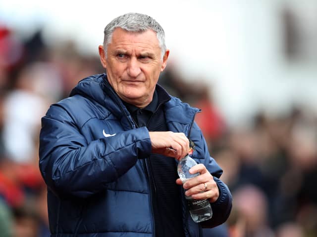 Tony Mowbray watches on as Sunderland lose to Stoke City (Image: Getty Images)
