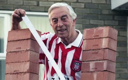 Sunderland fan Harold Combs in December 1996.
