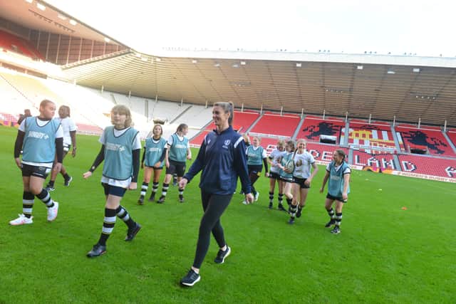 Sarah Hunter trains with local rugby clubs.