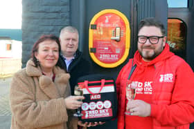Red Sky Foundation's Sergio Petrucci Vista Tilleys Louise Bradley and Peter Devlin with new defibrillator