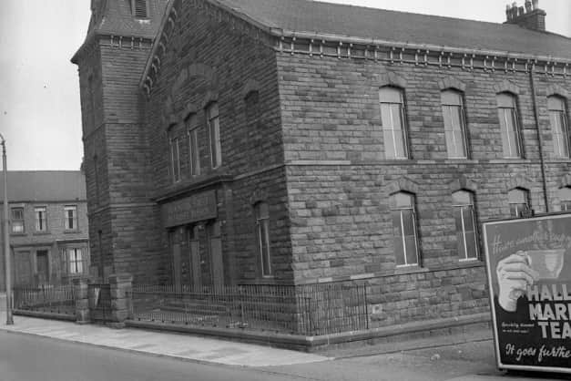 Herrington Street Methodist Church which was shifting down the street in 1952.