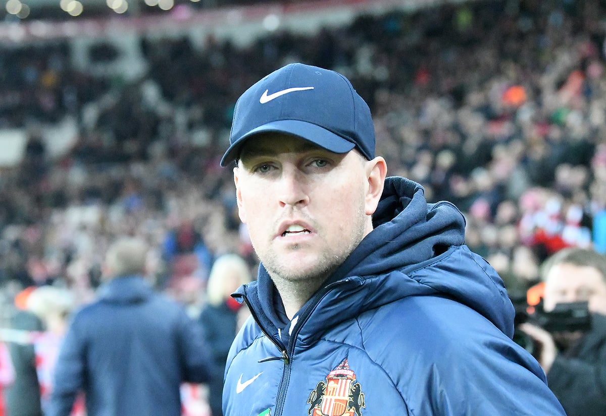 Sunderland vs Millwall: Mike Dodds reveals injury latest, early team news and selection approach