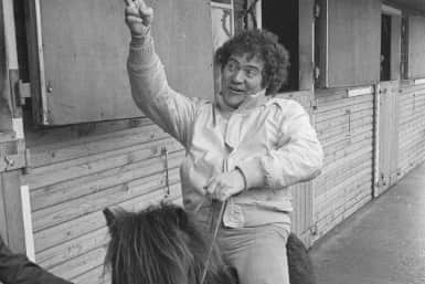 Max Boyce was a welcome guest at Strang Riding School in 1983.