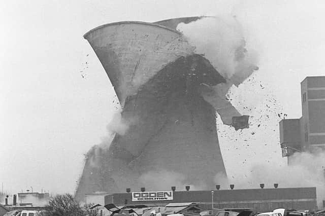 The explosion which felled a 180ft Sunderland chimney - and thousands ...