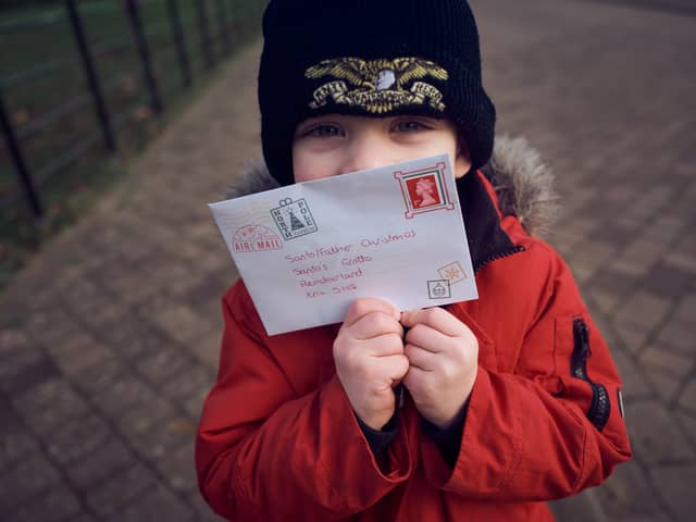 Royal Mail is hiring 20,000 temporary staff across the UK to handle Christmas post and parcels (Photo: Gareth Cattermole/Getty Images)