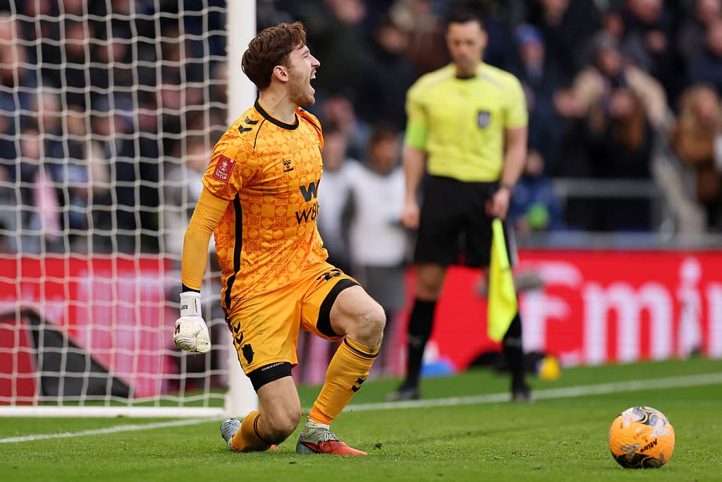 Sunderland tease major injury boost in behind-scenes reveal - while Spurs ...
