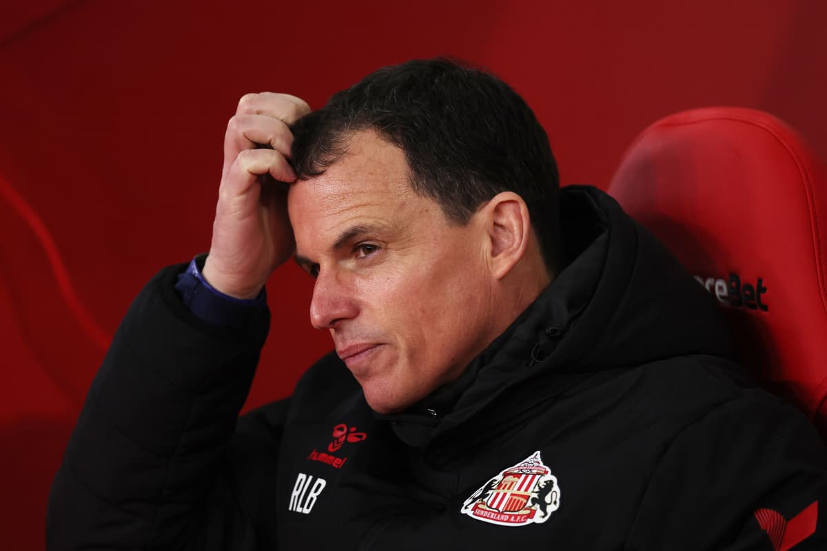 Régis Le Bris reveals FIVE new Sunderland injury concerns and delivers ...