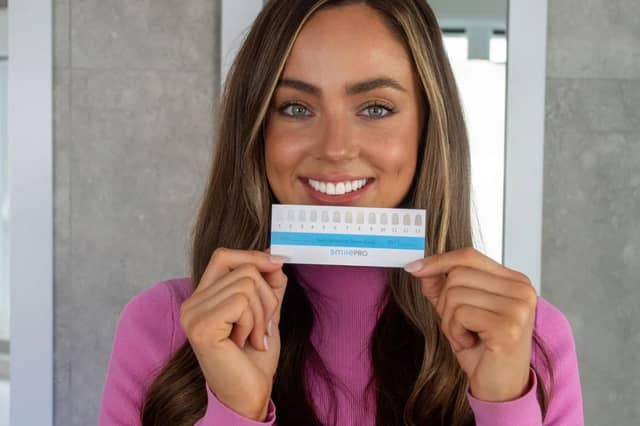 SmilePro's Advanced Whitening Kit is designed to fit into your daily routine, with 10-minute treatments that help tackle everyday stains at home.