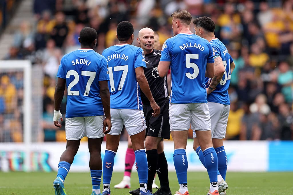 Régis Le Bris criticises red card rule and defends Dan Ballard after ...