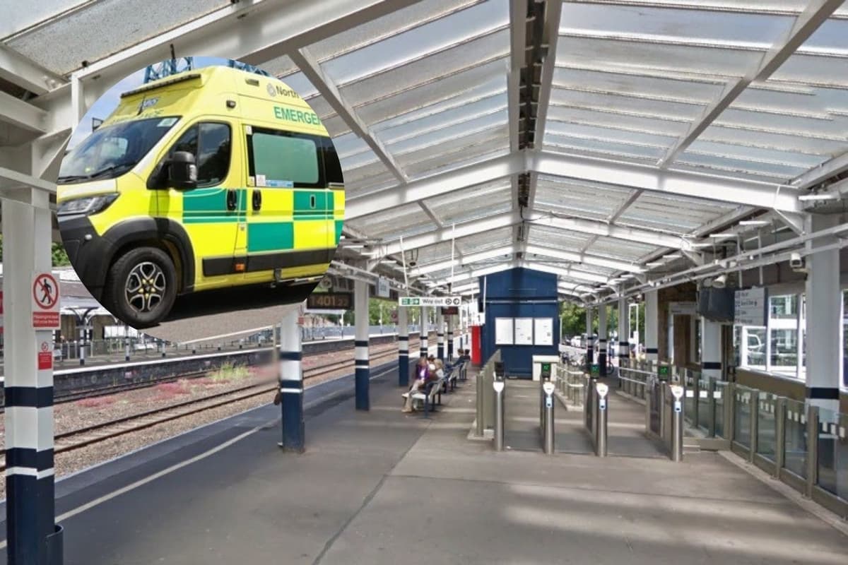 Person nach Kollision zwischen Taxi und Fußgänger vor Bahnhof ins ...