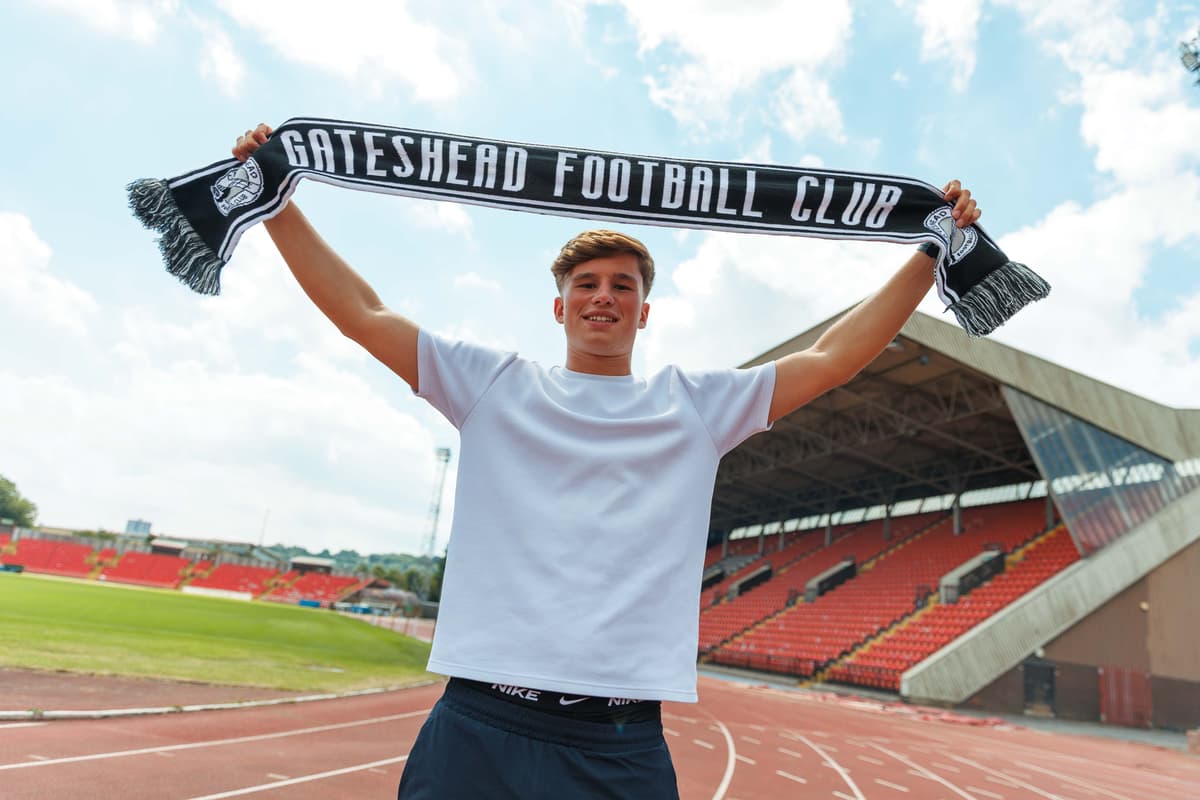 Young defender opens up on Sunderland exit after signing two-year deal ...