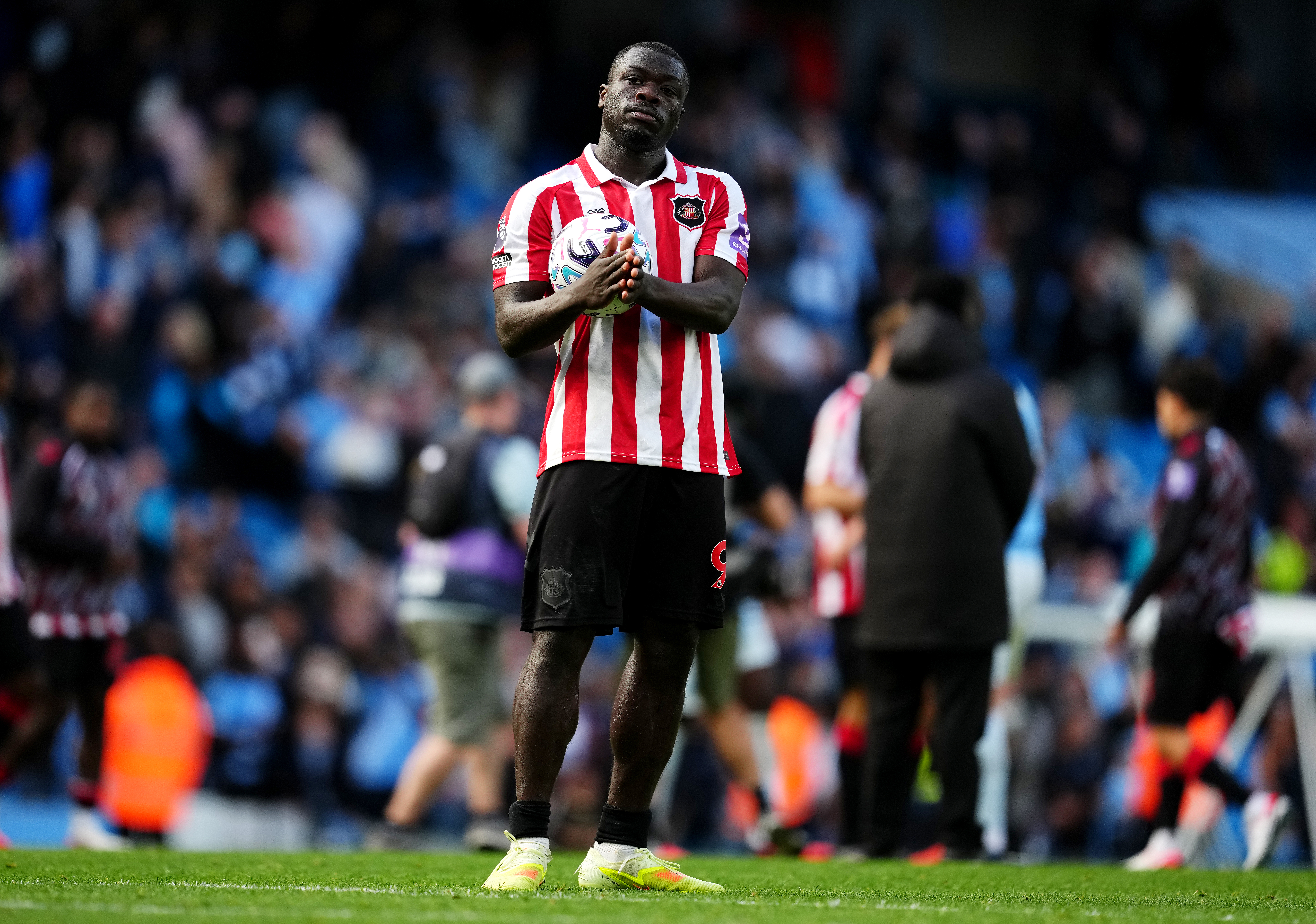 Brian Brobbey sends clear Sunderland message with club one point above ...