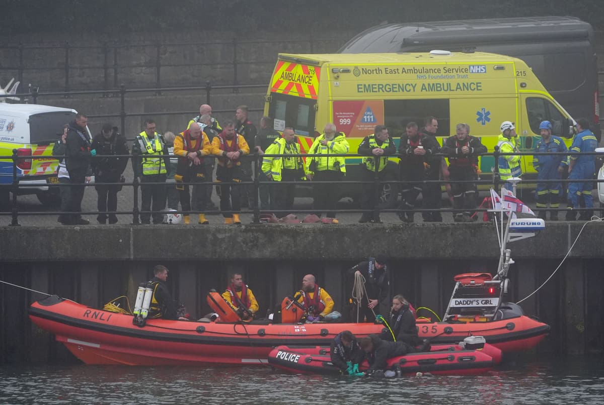 Sunderland AFC and region's mayor send condolences to families of teens ...