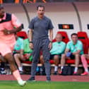 Régis Le Bris loses his cool during Sunderland's comeback.