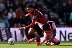 Kevin Danso fouls Evanilson