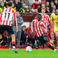 Régis Le Bris reacts to Jocelin Ta Bi's breakout performance and explains Sunderland selection dilemma