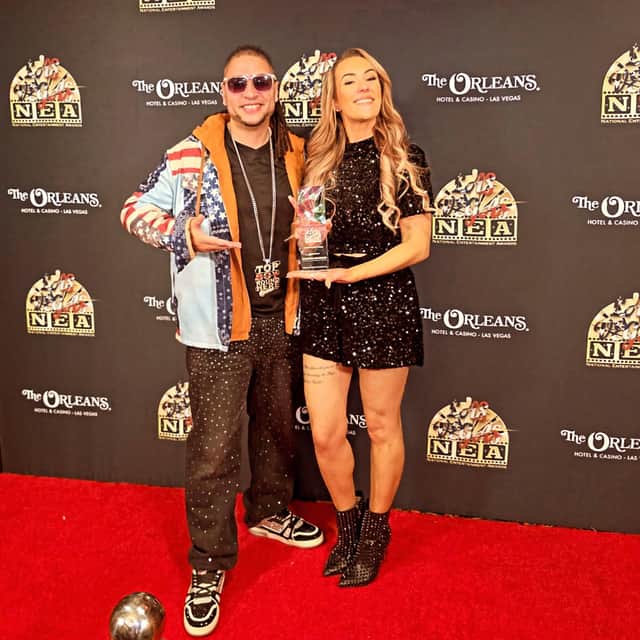 Stephen Elms and Sharna Bowman aka He Knows, She Knows at the ceremony in Vegas