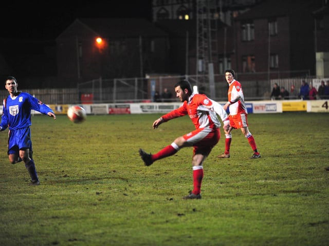 PHOTO FOCUS: Whitby Town v Scarborough Athletic / January 2010