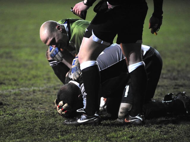 PHOTO FOCUS: Whitby Town v Scarborough Athletic / January 2010