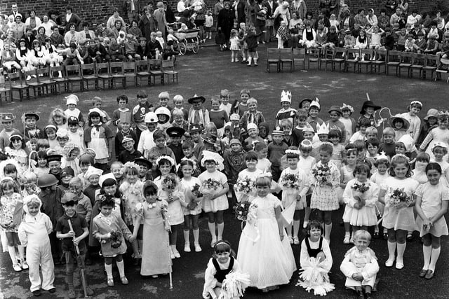 Stubshaw Cross annual Rose Queen festival in 1971
