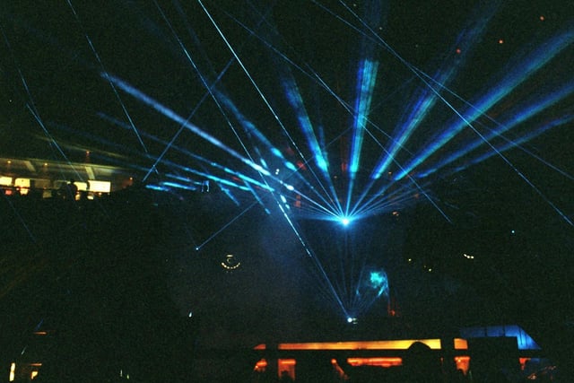 Do you remember the impressive laser show at Majestyk?