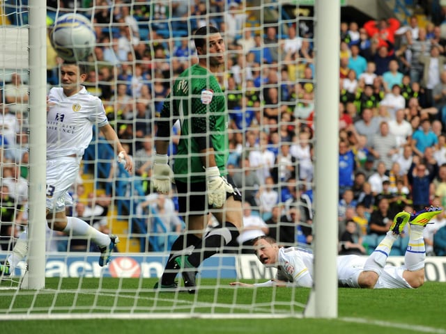 Ross McCormack put Leeds United ahead after just eight minutes.