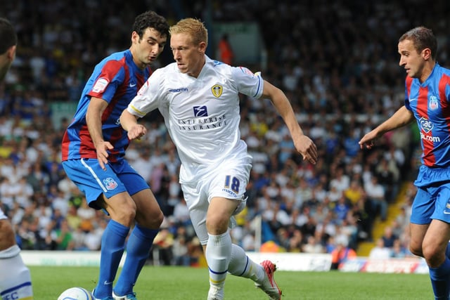 Striker Mikael Forssell came off the bench to make his Leeds United debut.
