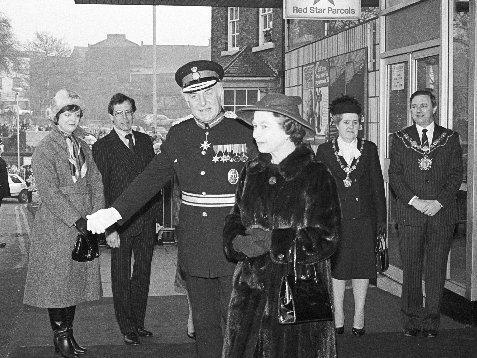 Do you remember the Queen's visit to Wakefield in 1982?