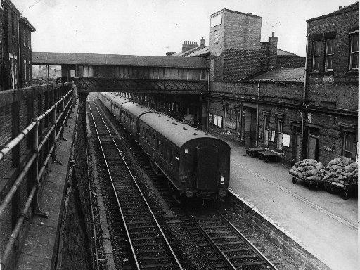 A train pulls into the old Normanton Station in 1966