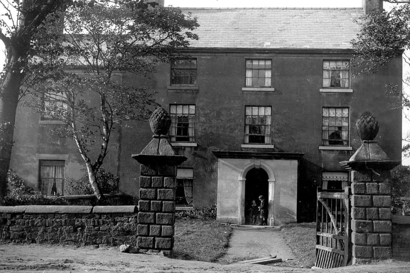 Built in the mid 18th Century, Layton Hall was situated on the corner of Collingwood Avenue and Hollywood Avenue. It was demolished in 1927. The gate posts were moved to the south entrance of Stanley Park