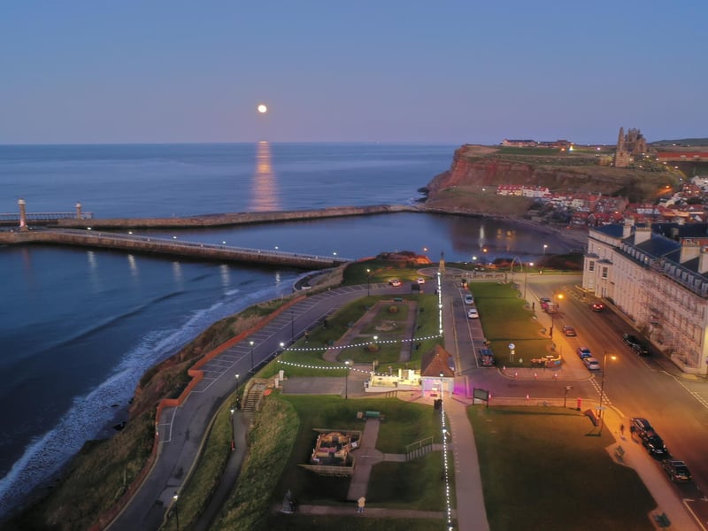 Whitby's West Cliff