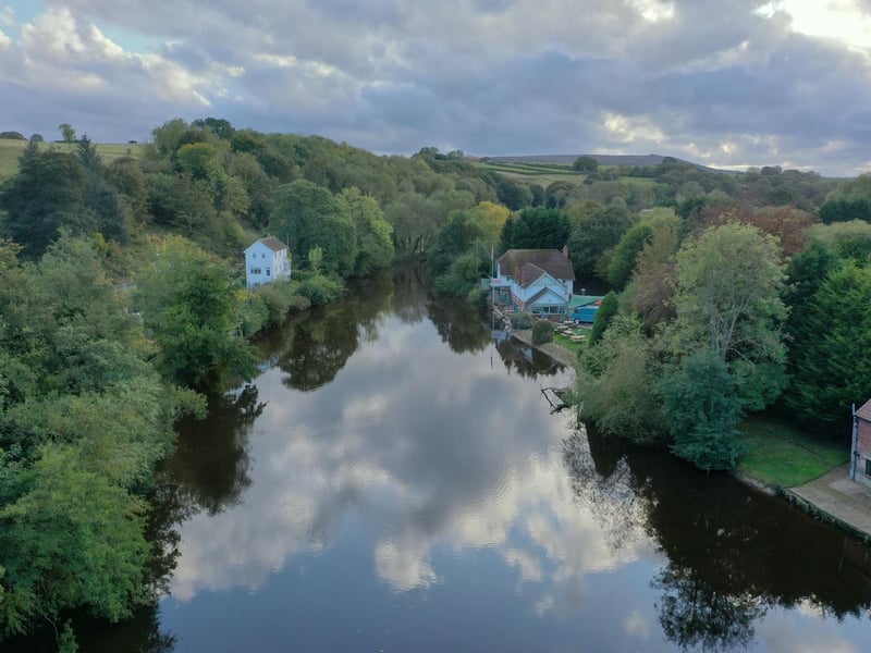 A relaxing image of the River Esk
