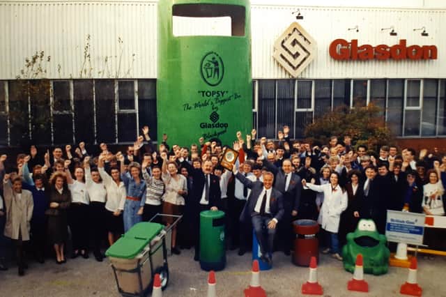 Glasdons inNovember 1990. Staff were celebrating Glasdons being named company of the year in the First leisure in Business Awards