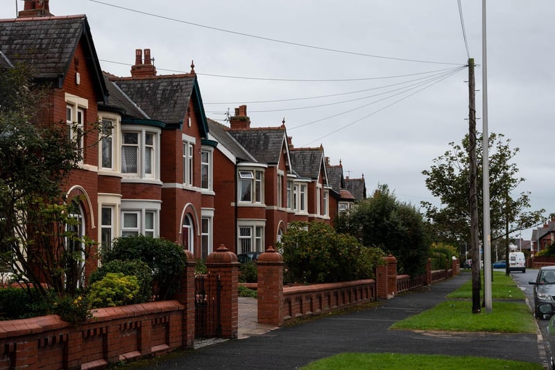 The median house prices in Hoohill from September 2020 is £125,500