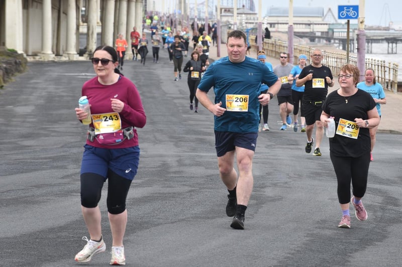 The Blackpool Bounce Back 10k welcomed both seasoned veterans and relative newcomers to the world of jogging
