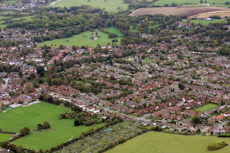 HOR 081011 Aerial photo. Steyning looking south east. photo by derek martin ENGSNL00120111010105451