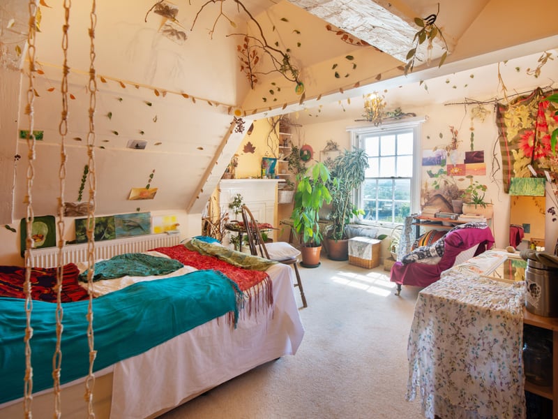 Hill Lodge, Lewes, via Zoopla