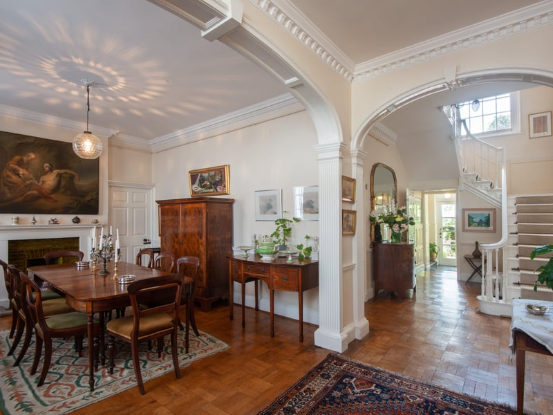 Hill Lodge, Lewes, via Zoopla