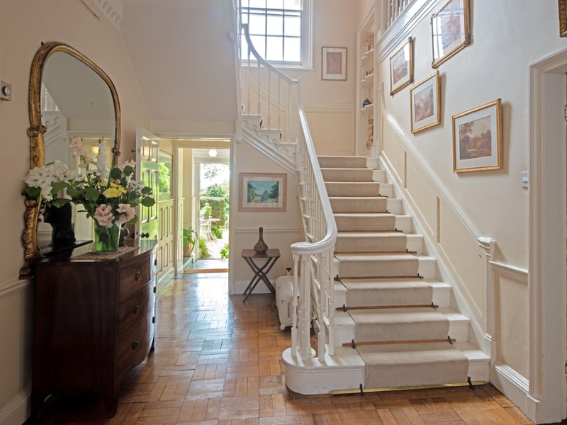 Hill Lodge, Lewes, via Zoopla