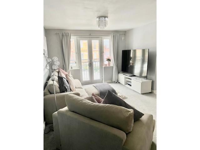 Shared ownership 59,500, marketed by Home Group, Re-Sales, Farringdon