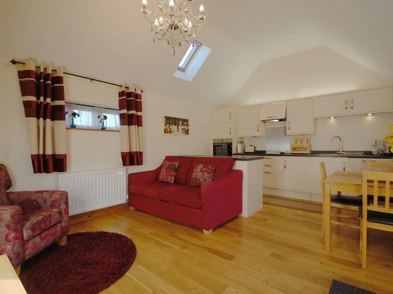Meals Farm, North Somercotes EMN-210321-190103001