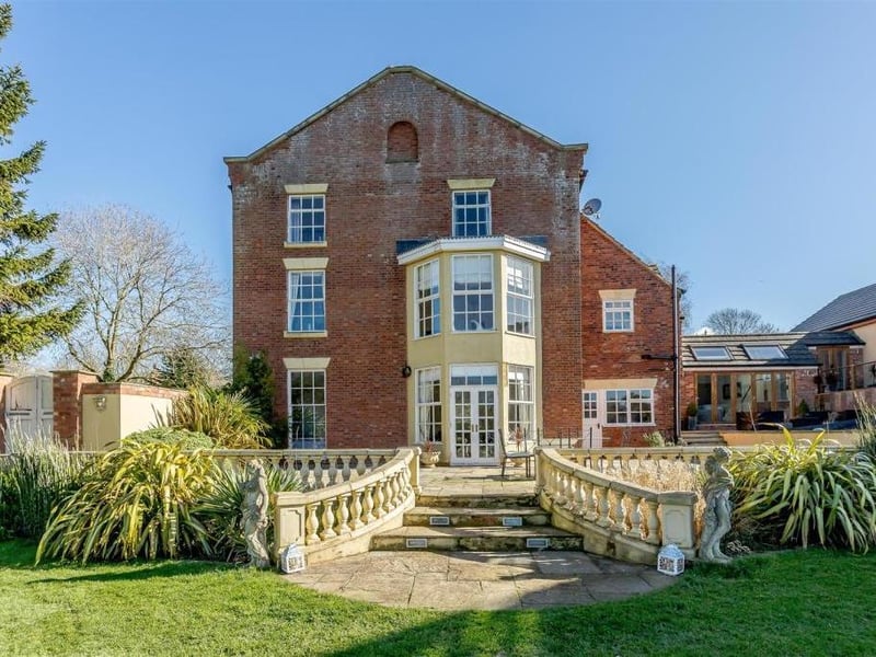 Picture: Rightmove/Fine And Country, Rugby